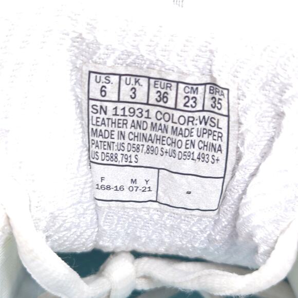 Skechers DLites Athletic Running Lace Up Shoe Womens Size 6 11931 White - Picture 7 of 9